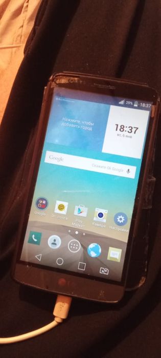 Продам телефон LG