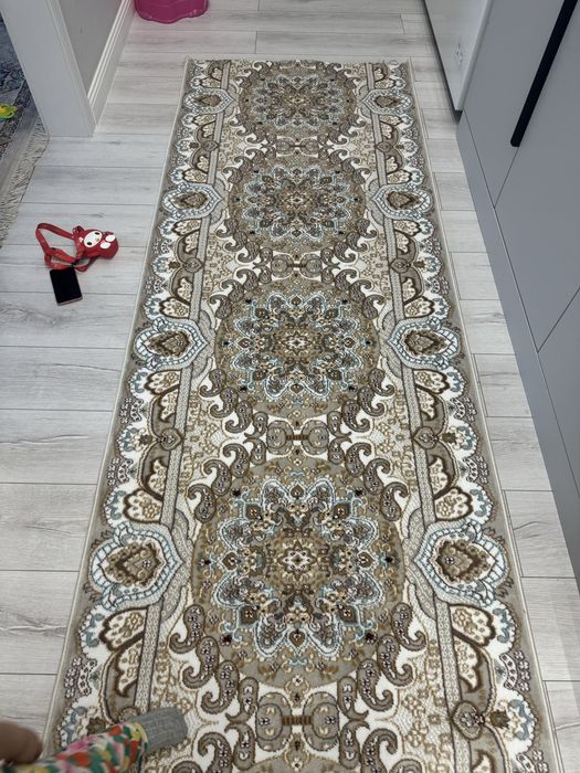 Продам ковровую дорожку