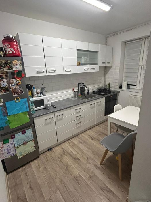 Apartament + mansarda de vânzare