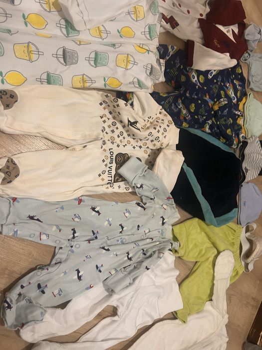 Одежда для новорожденным