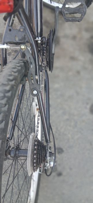 Bicicleta copii,se vinde deoarece a crescut fetita si necesita o dimensiune mai mare.
