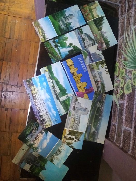 Продам. Набор открыток Харьков. 1982 г.