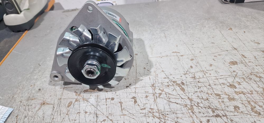 Alternator12v  tractor ford new holland belarus massey ferguson pret 7