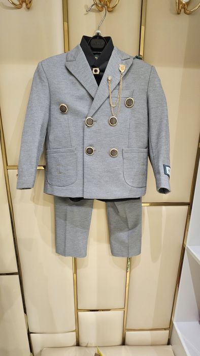 Detskiy naryadniy kastyum shim