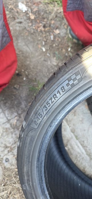 Гуми 2бр 245/35/18 - 1бр  - 89лв