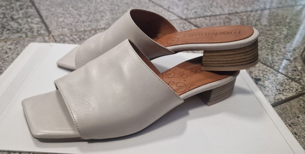 Страхотни дамски чехли