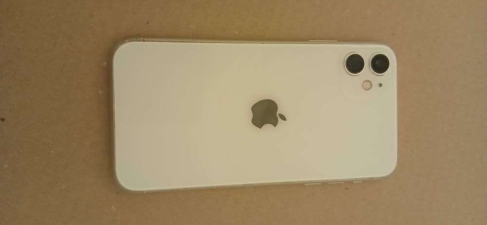 Iphone 11  128 гб емкос 100 обмен бар