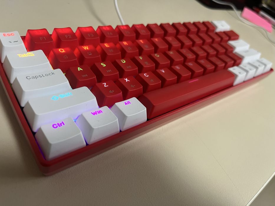 Механична RGB клавиатура