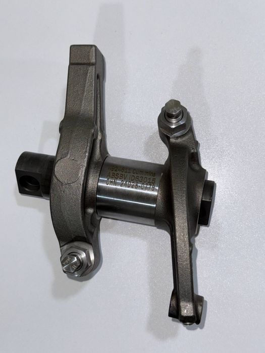 Коромысло в сборе для двигателей Cummins