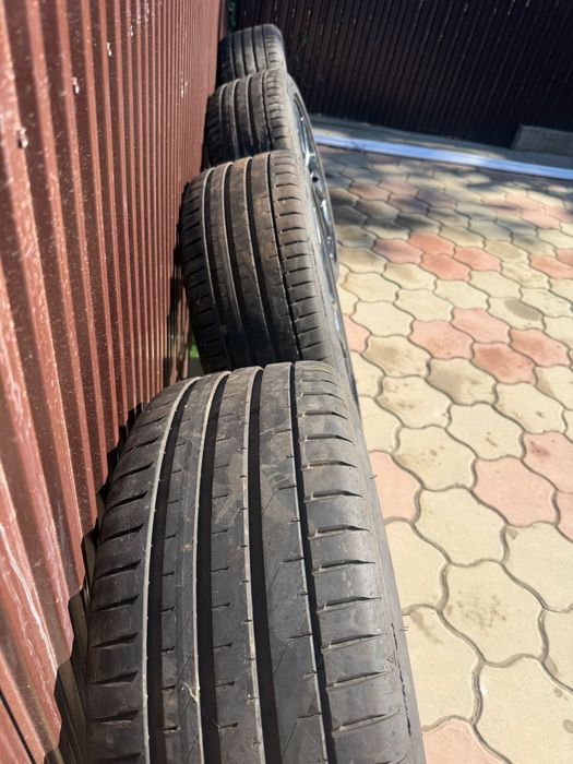Vând set roți 245/45 R18 dot 2024,jantele sunt originale audi