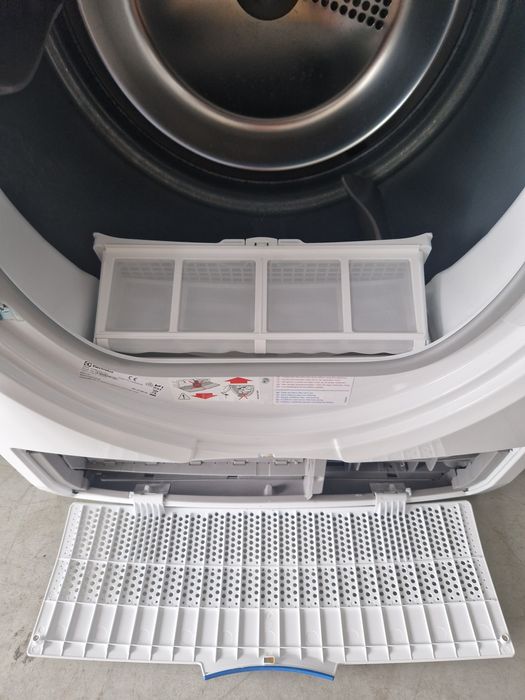 Сушилня Слим 7кг Electrolux Perfect ARE 600