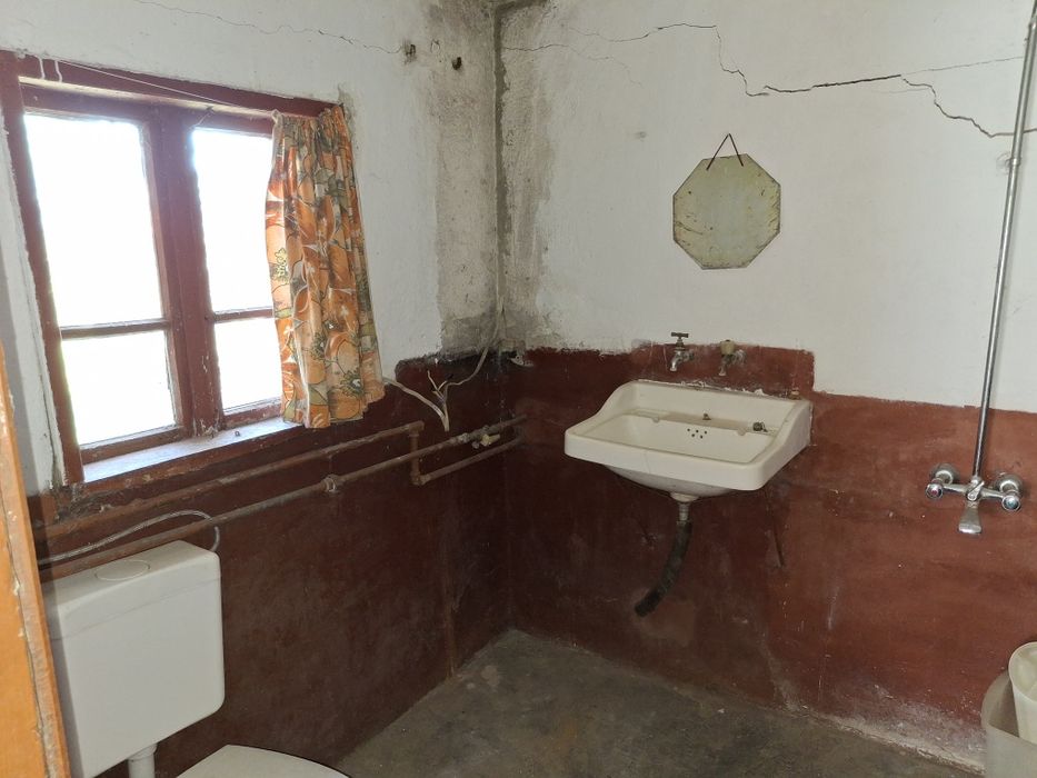 Продава се Къща в с. Стрелец, Област Велико Търново - 70 кв.м за 215 €/кв.м - Снимка #11