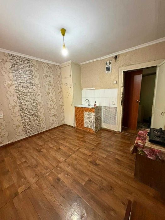 Продается 1.5-ка Потанина 18