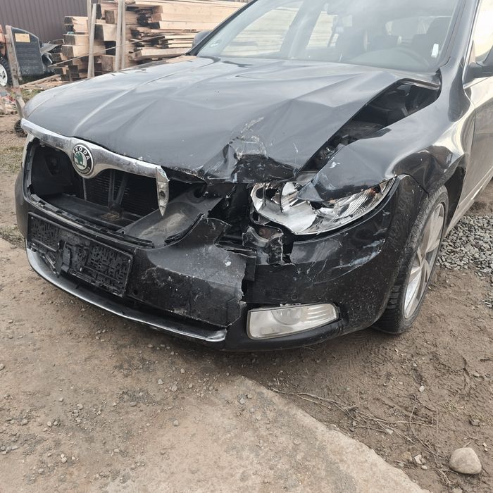 Vând skoda superb pachet dotării  FULL cutie  DSG