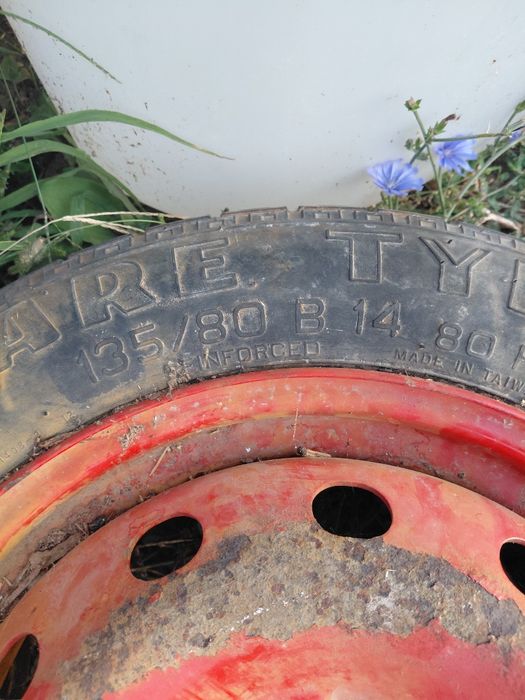 Резервна гума тип патерица 4х100 14 цола