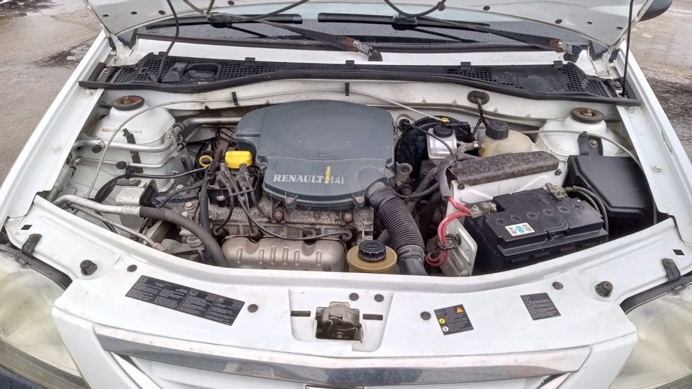 Vand dacia logan full 14 benzina an 2007 euro 4  unic propietar de nou