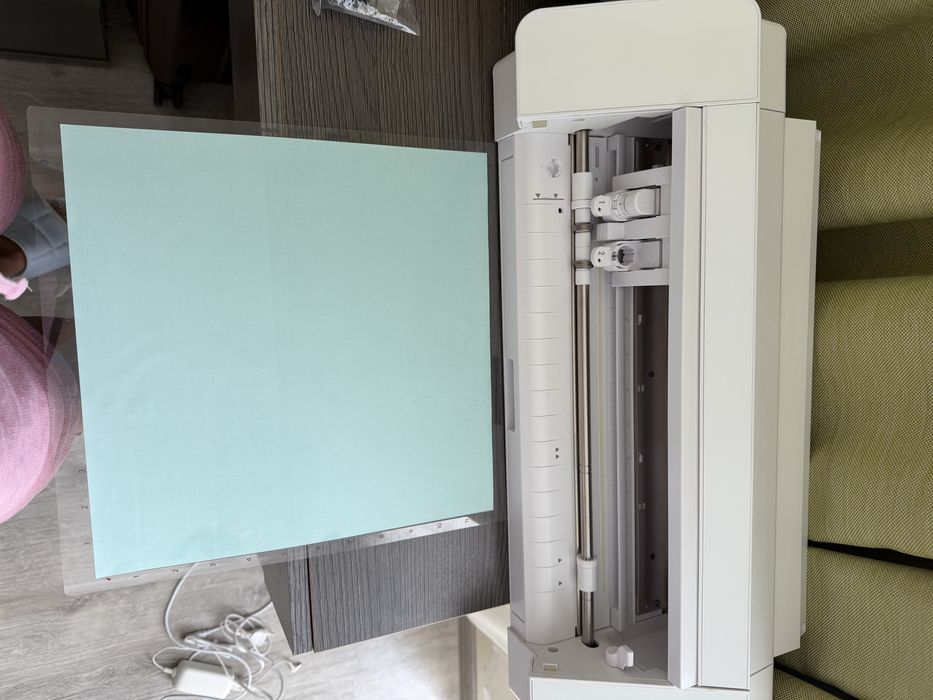 Silhouette Cameo 4