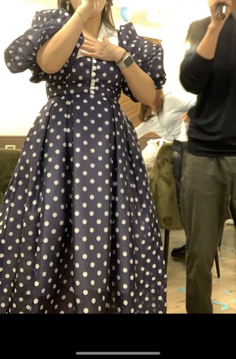 Вечерние платье продается