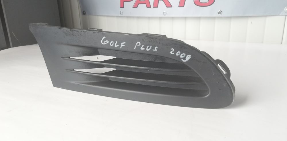 Дясна решетка за предна броня VW Golf Plus 2009