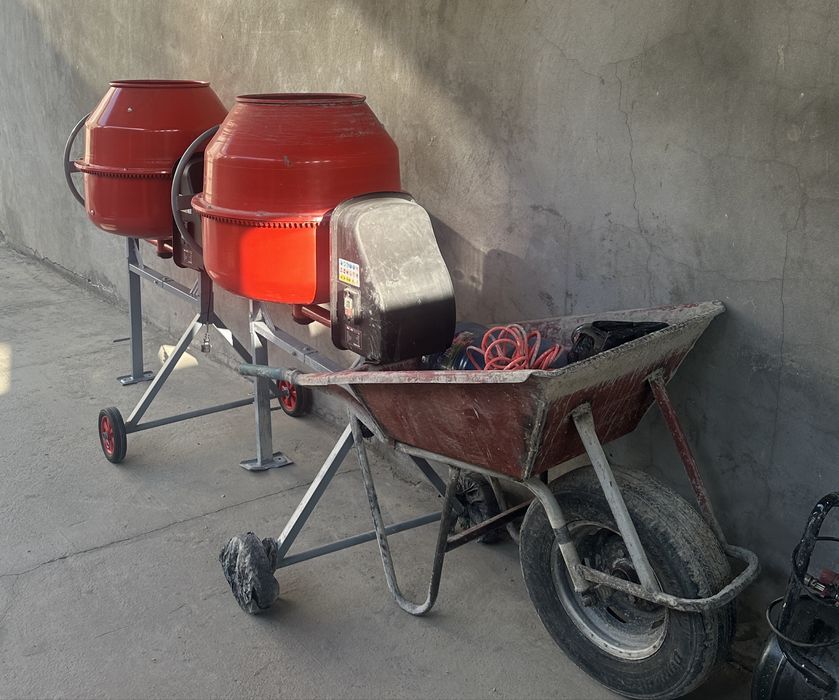 Betonameshalka Sotiladi220 litr yangi,engi karobkada dastavka ichida