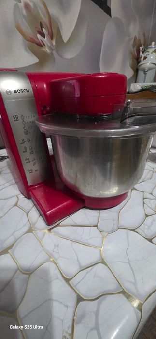 Продам кухонную машину