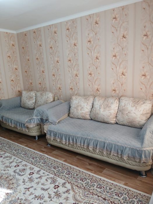 Продам 2  дивана