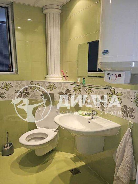 Продава се Двустаен апартамент в Пловдив, Каменица 2 - 68 кв.м за 1971 €/кв.м - Снимка #9