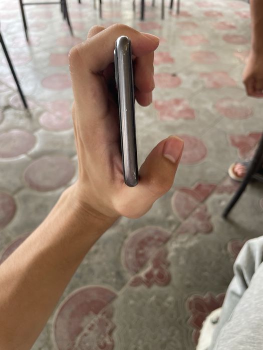 Iphone 8+ xotira 64gb