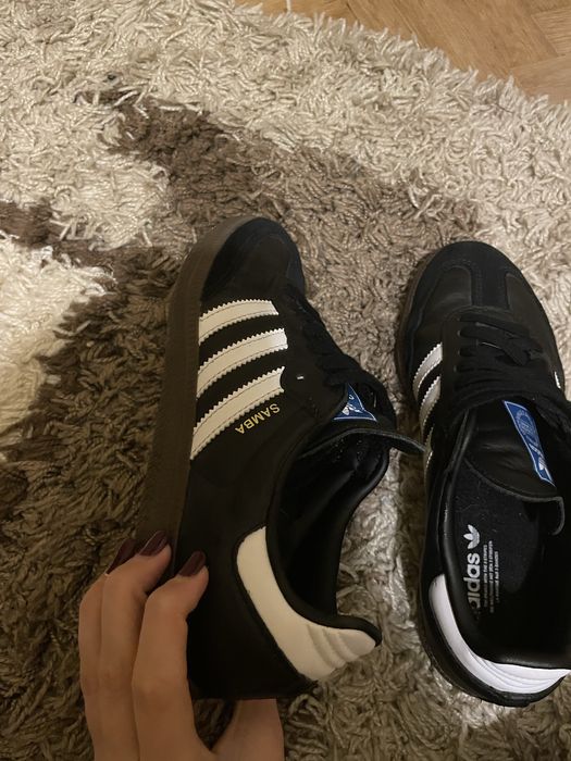 Чисто нови adidas samba