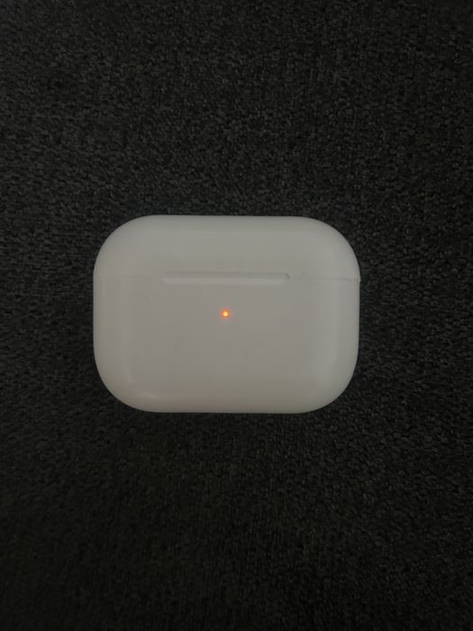 Casti apple pro in stare buna
