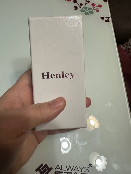 Нов! Часовник за акушерки закачаш се на униформата