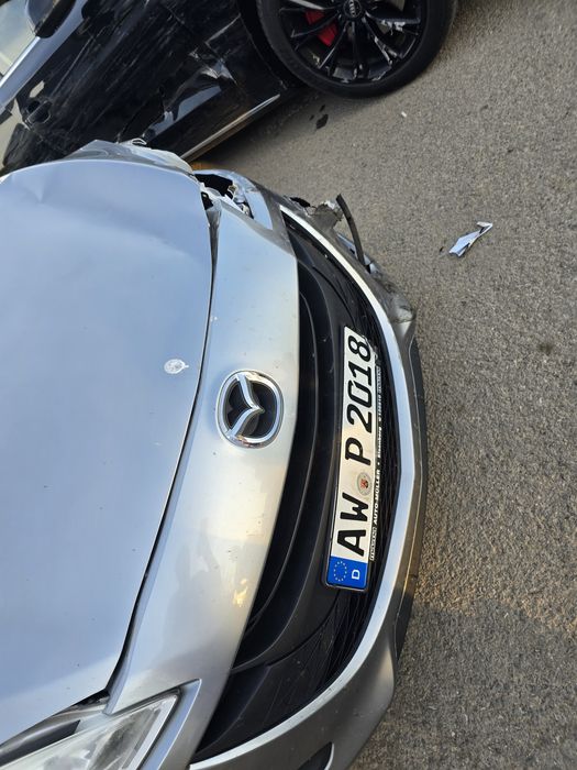 Mazda 5 cu dauna minora masina este din Germania