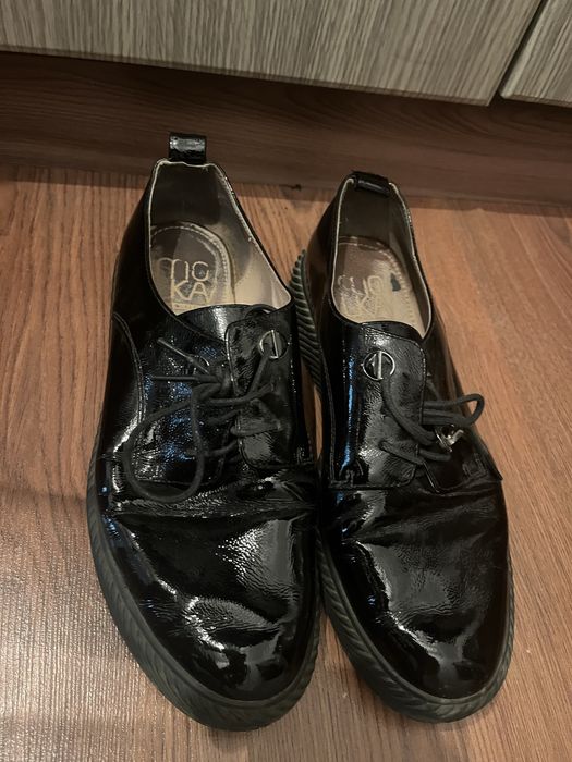 Отдам даром бесплатно сапоги ботинки