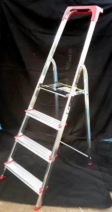 Scara pliabila 4 Trepte Aluminiu Polonia NOUĂ - 180 Lei