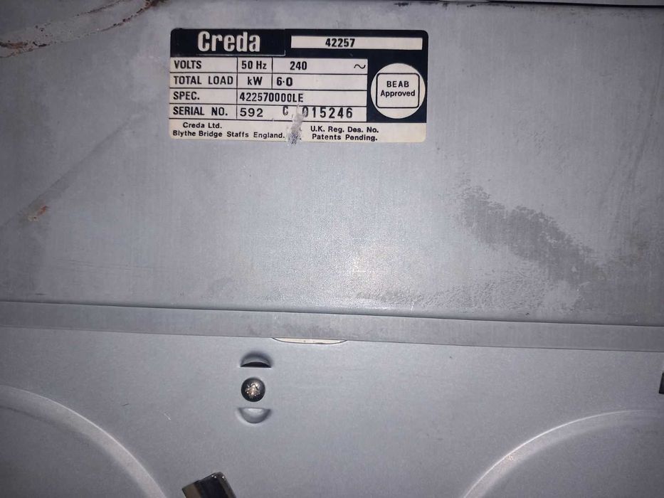 Керамичен плот Creda 42257 с 4 зони за готвене