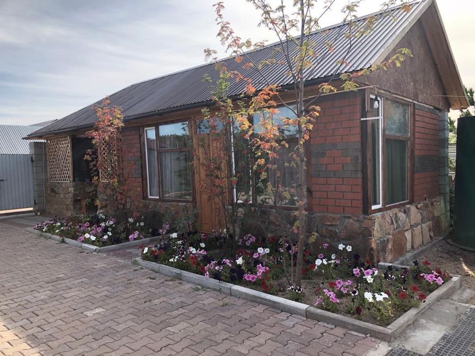 Домики из сруба в Боровом в Бурабае