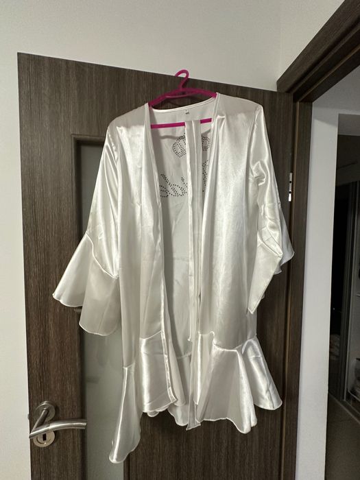 Halat din satin mireasă