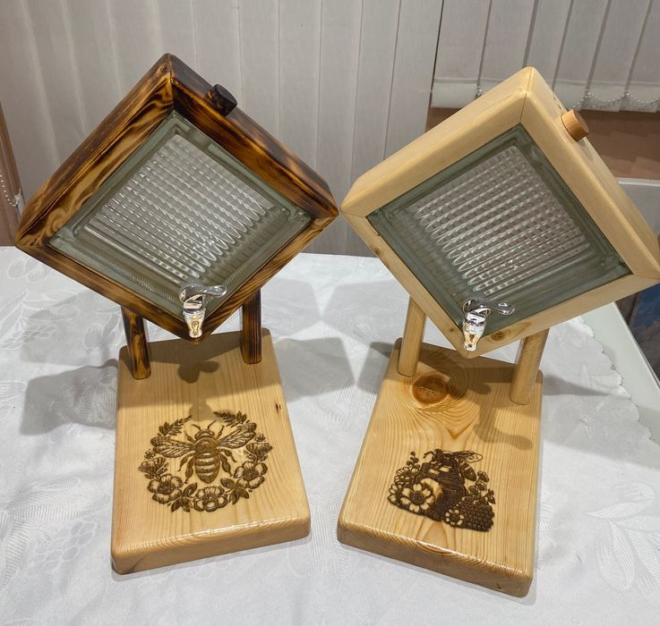 Диспенсър за алкохол с възможност за гравиране на изображение и текст