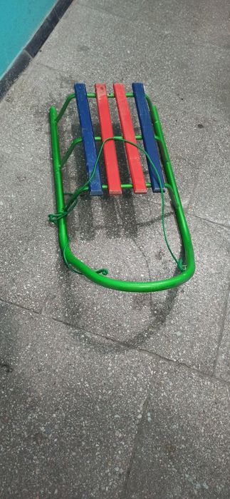 Продам санки ...
