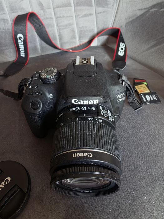Canon EOS 1200D DSLR + Статив