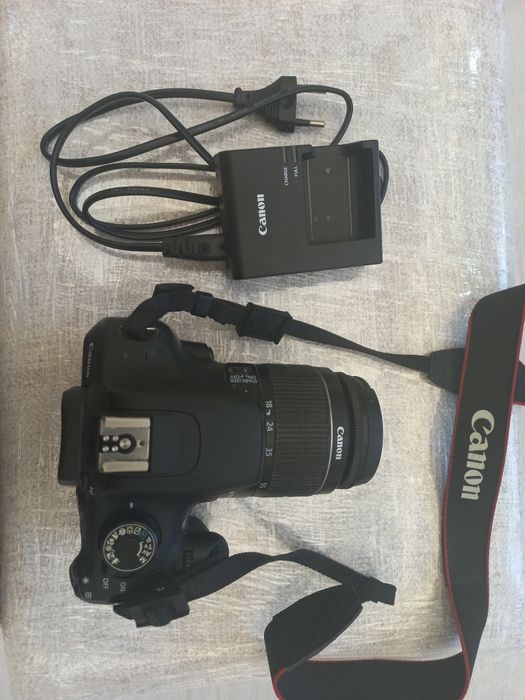 Canon EOS  1200D