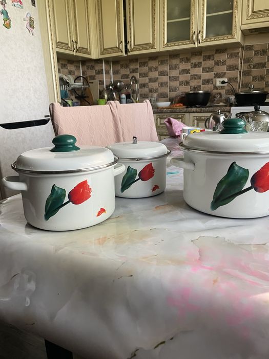 Продам набор кострюль