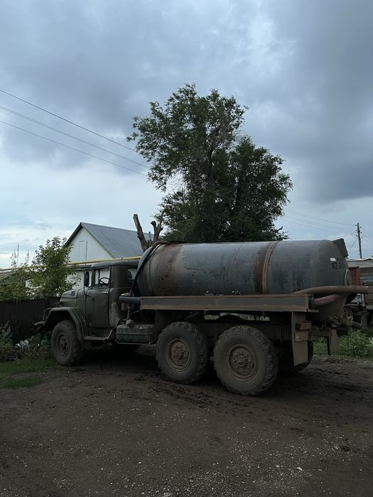 Срочно продам ассенизатор зил 131