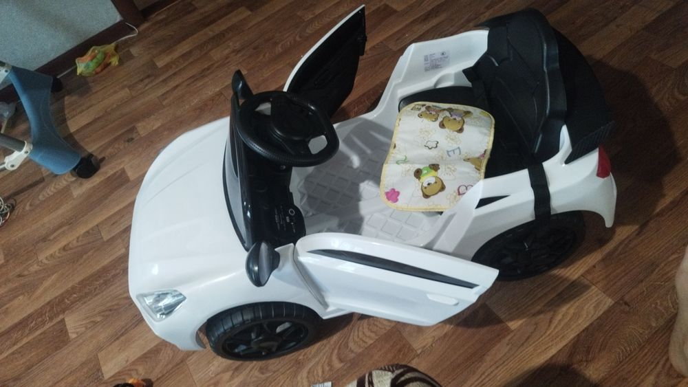 Продам машину новую