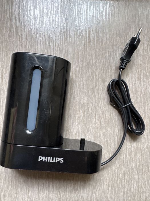 Incarcator philips cu sterilizare uv. Nou negru