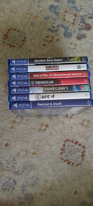 PS4 Slim, Лицензионная с дисками и джостиками