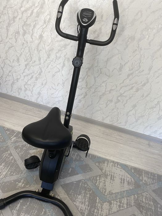 Велотренажер в отл состоянии