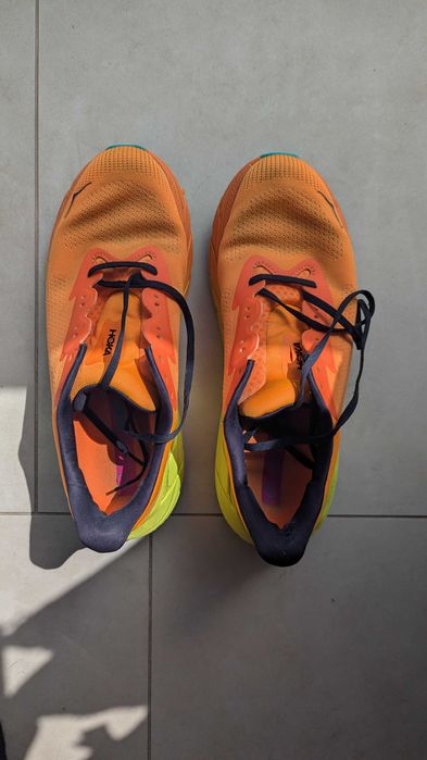 Hoka Arahi 7 - Running Shoes