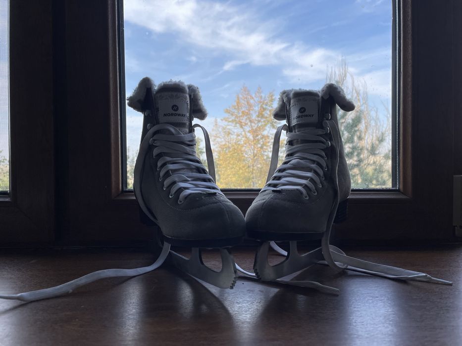 Фитнес-коньки женские