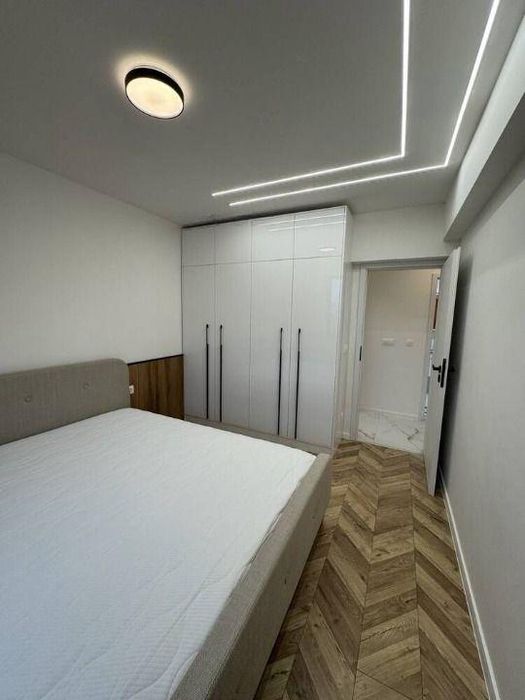 Дава се под наем Тристаен апартамент в Пловдив, Христо Смирненски - 106 кв.м за 930 € - Снимка #4